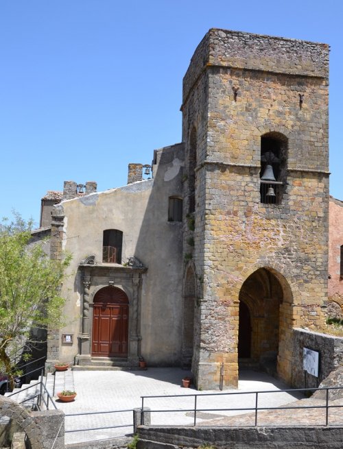 Esterno chiesa di San Giorgio